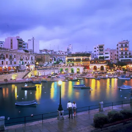 Luxury Seafront Oasis In W/ Pool Apartment *