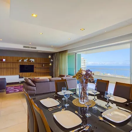 Luxury Seafront Oasis In W/ Pool Σλιέμα