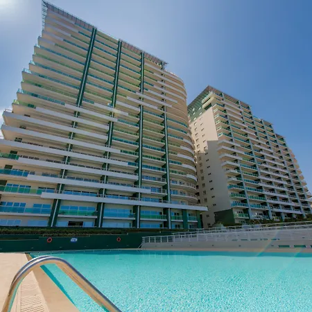 Luxury Seafront Oasis In W/ Pool * スリーマ