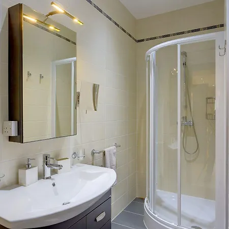Luxury Seafront Oasis In W/ Pool Apartment Sliema