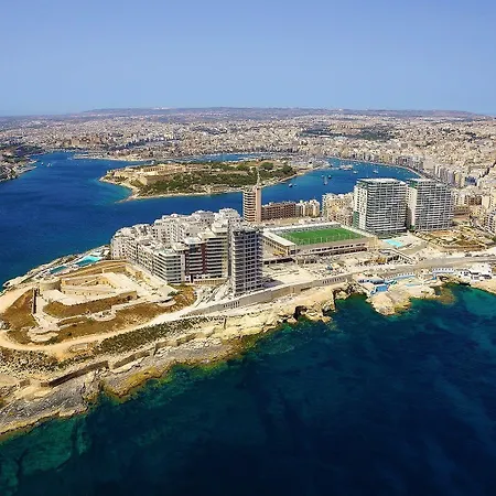 Apartment Luxury Seafront Oasis In W/ Pool Sliema