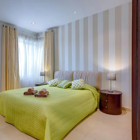 Luxury Seafront Oasis In W/ Pool Sliema