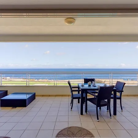 Luxury Seafront Oasis In W/ Pool Apartment Sliema